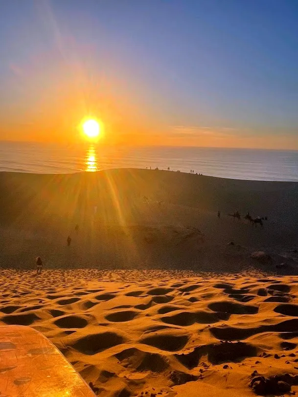 Sand dunes in the Moroccan Sahara — Surf and desert: Agadir to Marrakech