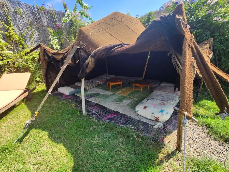 A desert camp among the dunes — Surf and desert: four days with a whole day in the Sahara